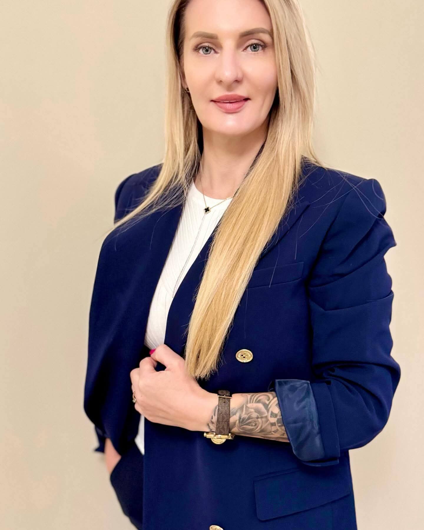 Violeta, Irish client liaison for Elite Contour